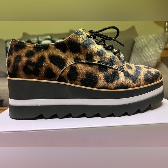 ALDO leopard print platform shoe - Picture 4 of 6